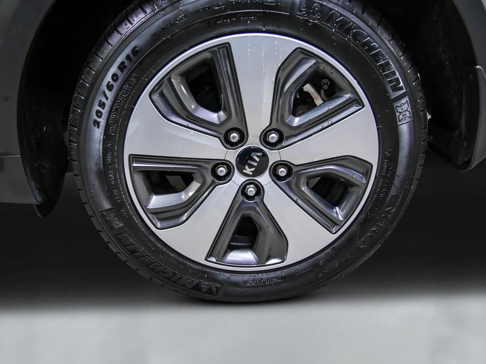 Kia Niro EX 2019 d&rsquo;occasion à vendre - 11
