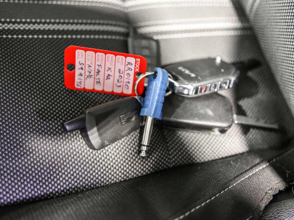 Kia Forte EX 2023 d&rsquo;occasion à vendre - 33