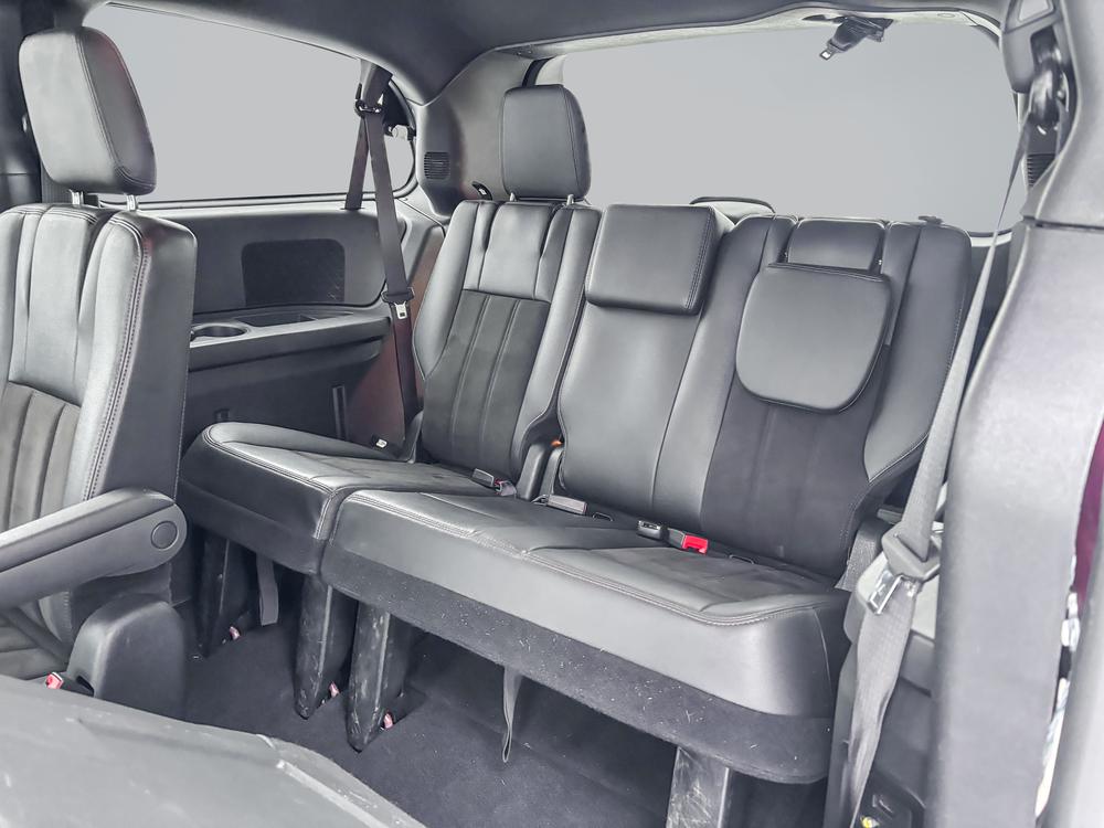 Dodge Grand Caravan 2020 Rouge usage à vendre Dodge Grand Caravan 2020 Rouge usage à vendre