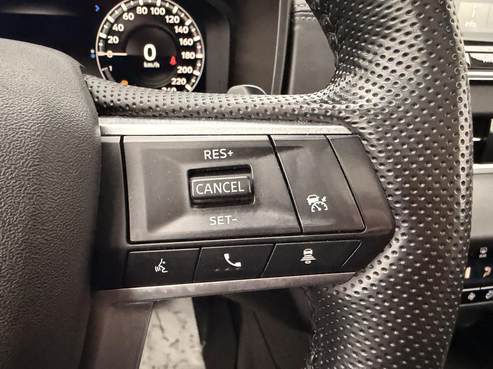 Mitsubishi Outlander PHEV 2023 Noir usage à vendre Mitsubishi Outlander PHEV 2023 Noir usage à vendre