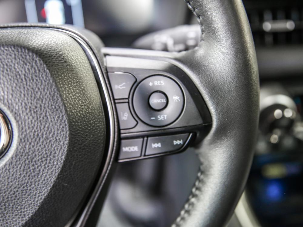 Toyota RAV4 XSE 2024 d&rsquo;occasion à vendre - 21