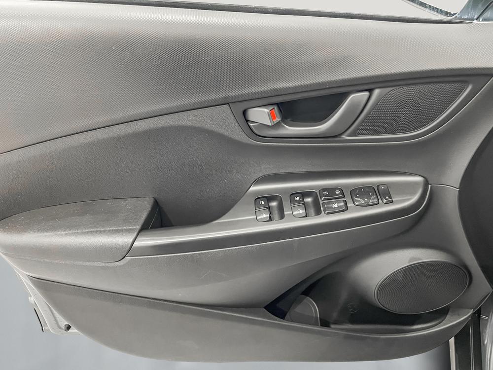 Hyundai Kona Essential 2021 d&rsquo;occasion à vendre - 12