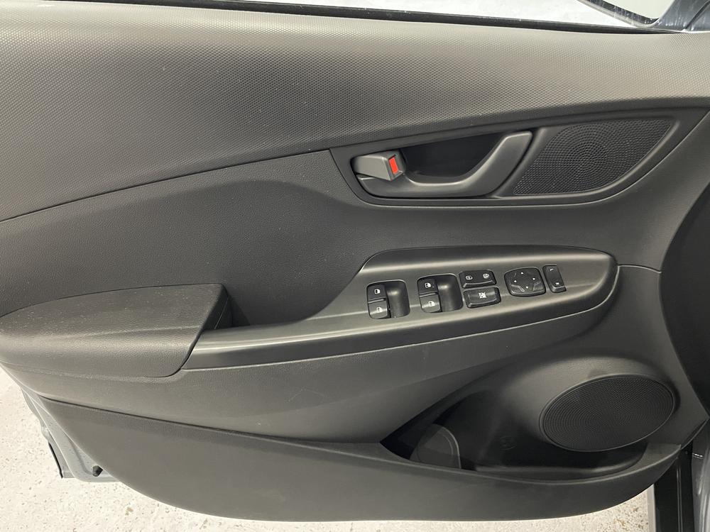 Hyundai Kona Essential 2021 d&rsquo;occasion à vendre - 12