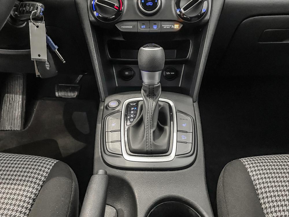 Hyundai Kona Essential 2021 d&rsquo;occasion à vendre - 26
