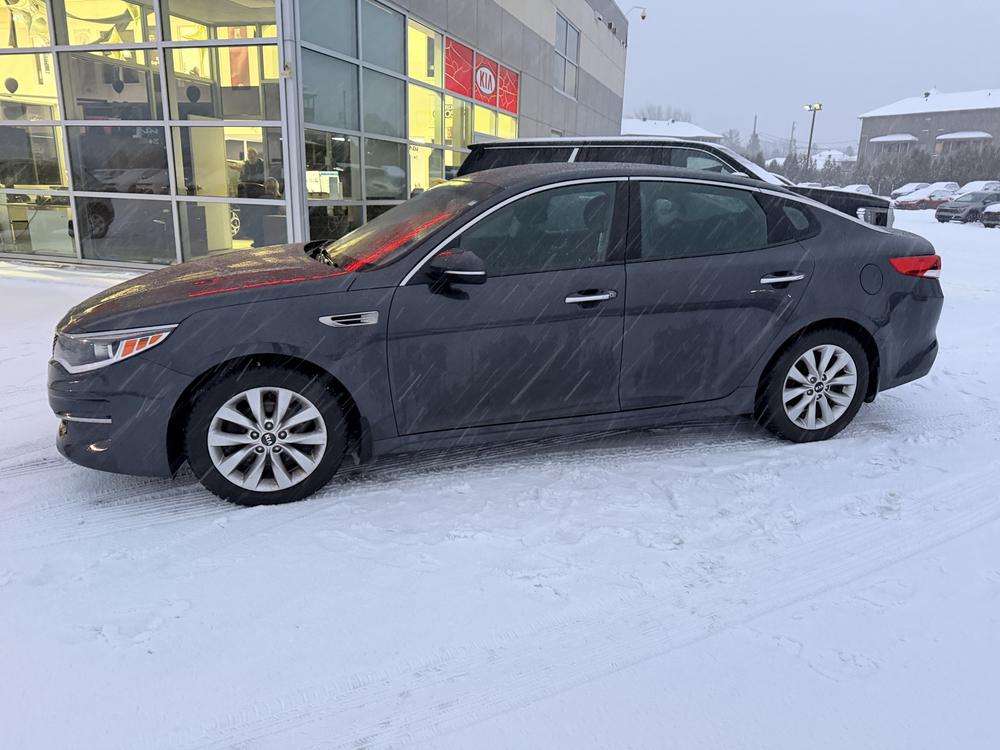 Kia Optima LX + 2017 d&rsquo;occasion à vendre - 8