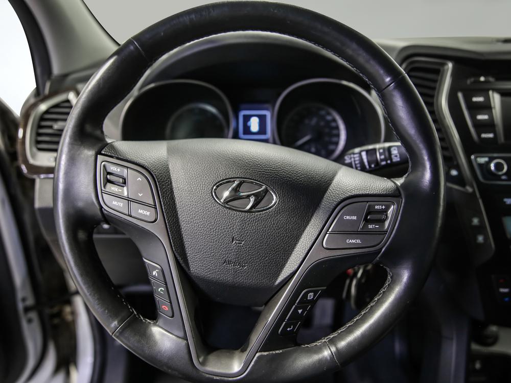 Hyundai Santa Fe Sport 2017 Blanc usage à vendre Hyundai Santa Fe Sport 2017 Blanc usage à vendre