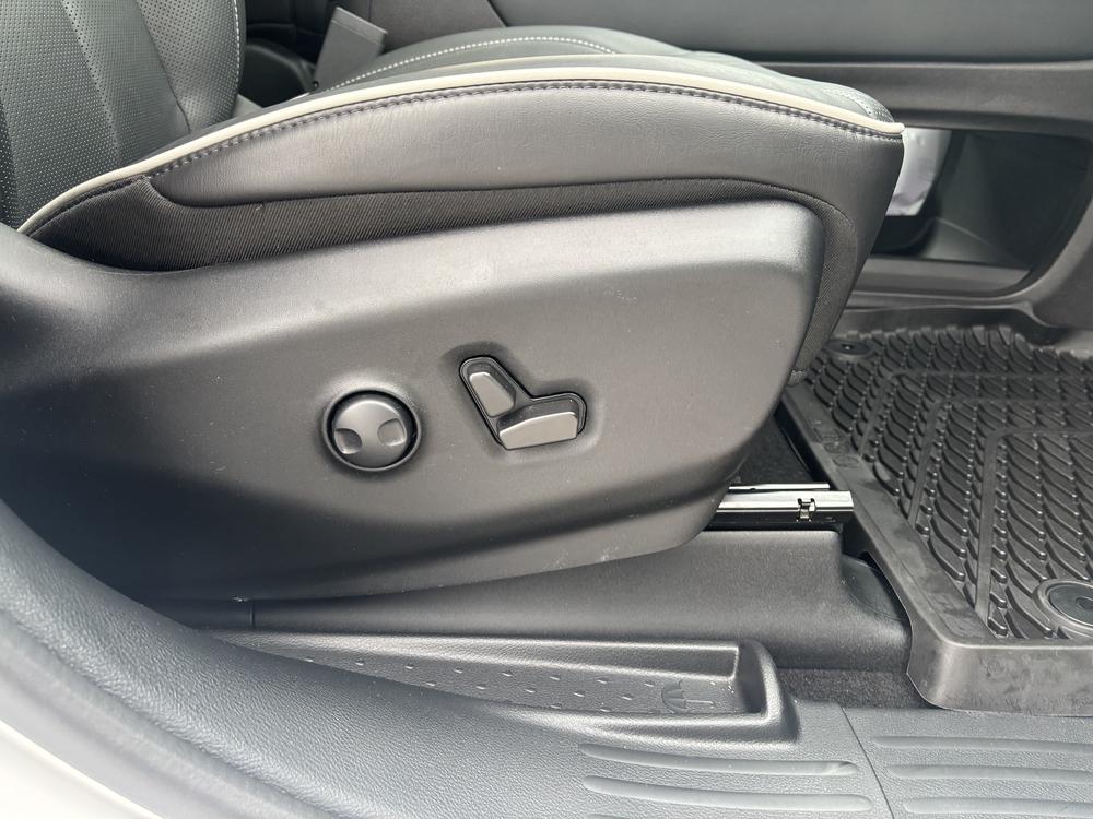 Chrysler Pacifica Hybrid 2024 Blanc usage à vendre Chrysler Pacifica Hybrid 2024 Blanc usage à vendre