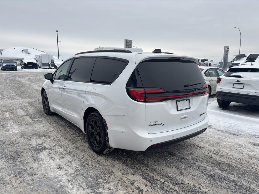 Chrysler Pacifica Hybrid 2024 Blanc usage à vendre Chrysler Pacifica Hybrid 2024 Blanc usage à vendre