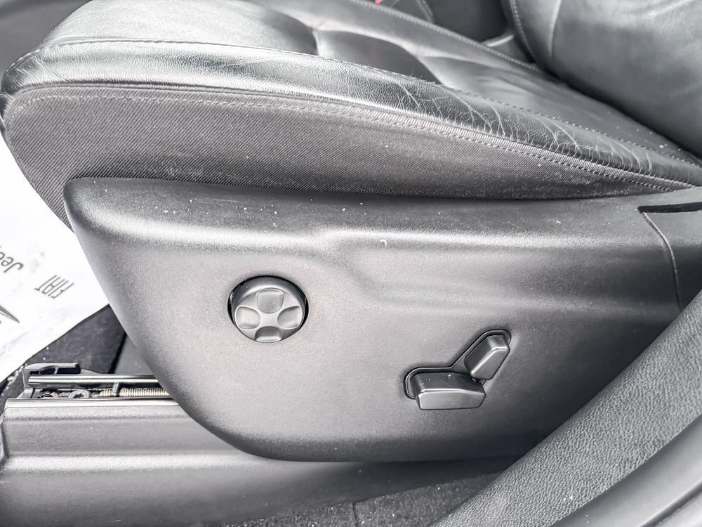 Jeep Grand Cherokee 2020 Argent usage à vendre Jeep Grand Cherokee 2020 Argent usage à vendre