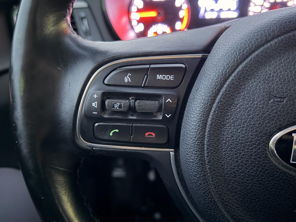 Kia Optima LX + 2017 d&rsquo;occasion à vendre - 16