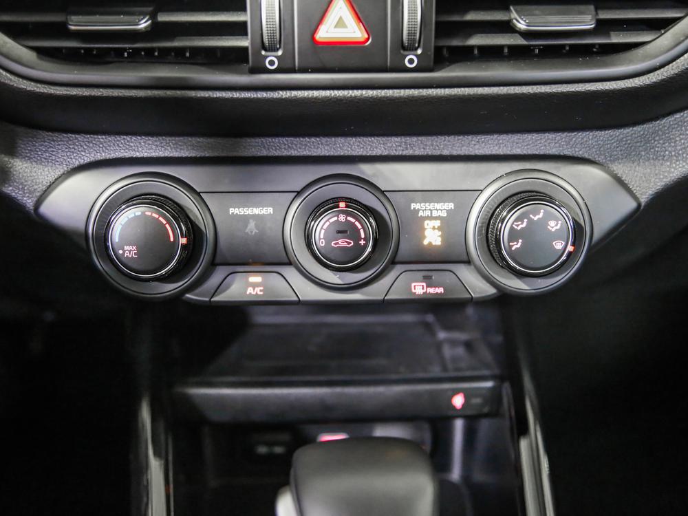 Kia Forte EX 2023 d&rsquo;occasion à vendre - 23