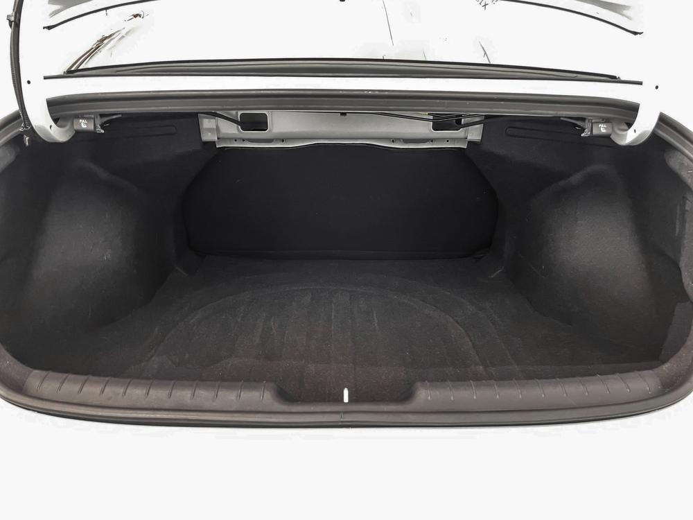 Hyundai Elantra Preferred 2022 d&rsquo;occasion à vendre - 28