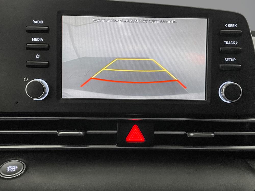 Hyundai Elantra Preferred 2022 d&rsquo;occasion à vendre - 23