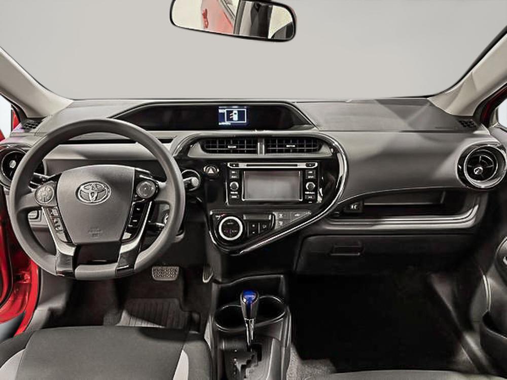 Toyota Prius c C 2018 d&rsquo;occasion à vendre - 29
