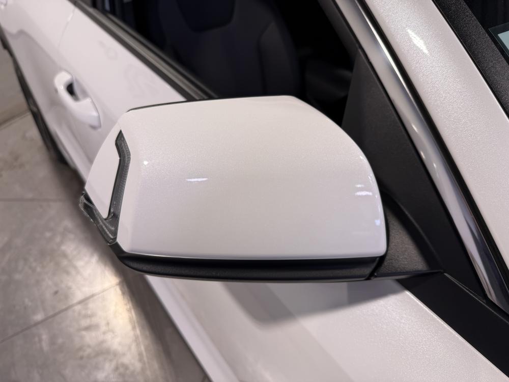 Kia Niro ex premium 2025 d&rsquo;occasion à vendre - 11