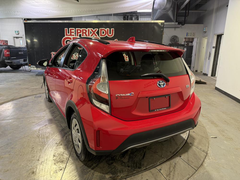 Toyota Prius c C 2018 d&rsquo;occasion à vendre - 6