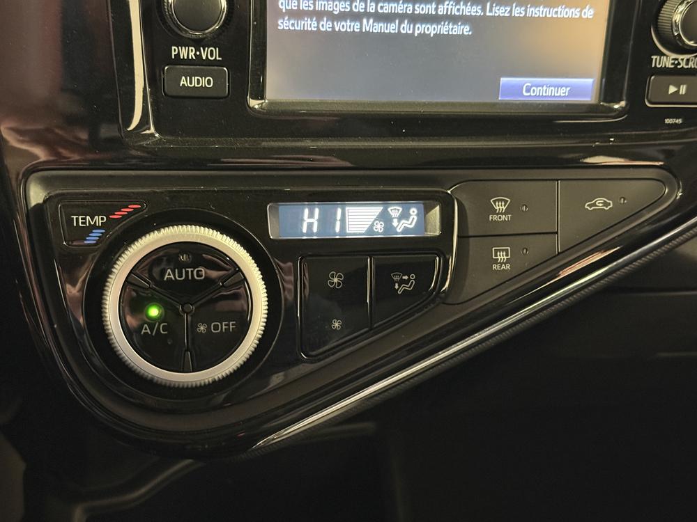 Toyota Prius c C 2018 d&rsquo;occasion à vendre - 26