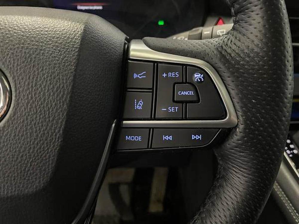 Toyota Sienna Hybrid Limited AWD / 7 passagers 2021 d&rsquo;occasion à vendre - 19