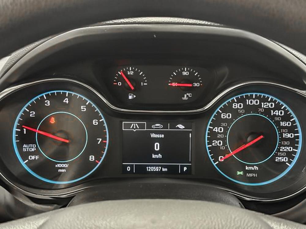Chevrolet Cruze HATCHBACK LT TURBO 2018 d&rsquo;occasion à vendre - 23