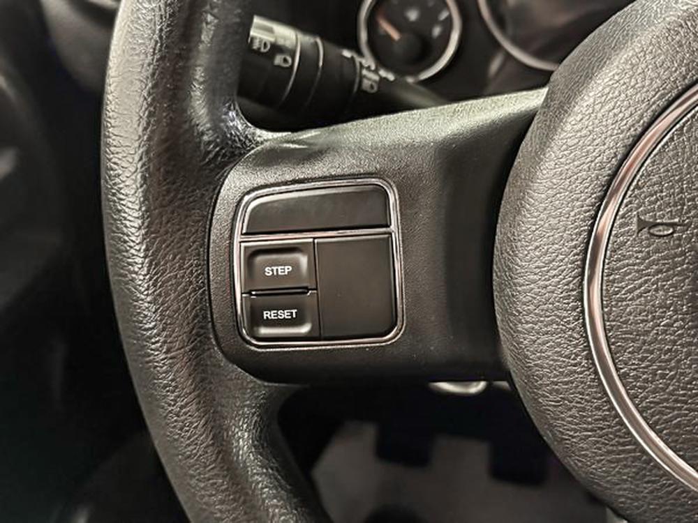 Jeep Wrangler sport 2014 d&rsquo;occasion à vendre - 17