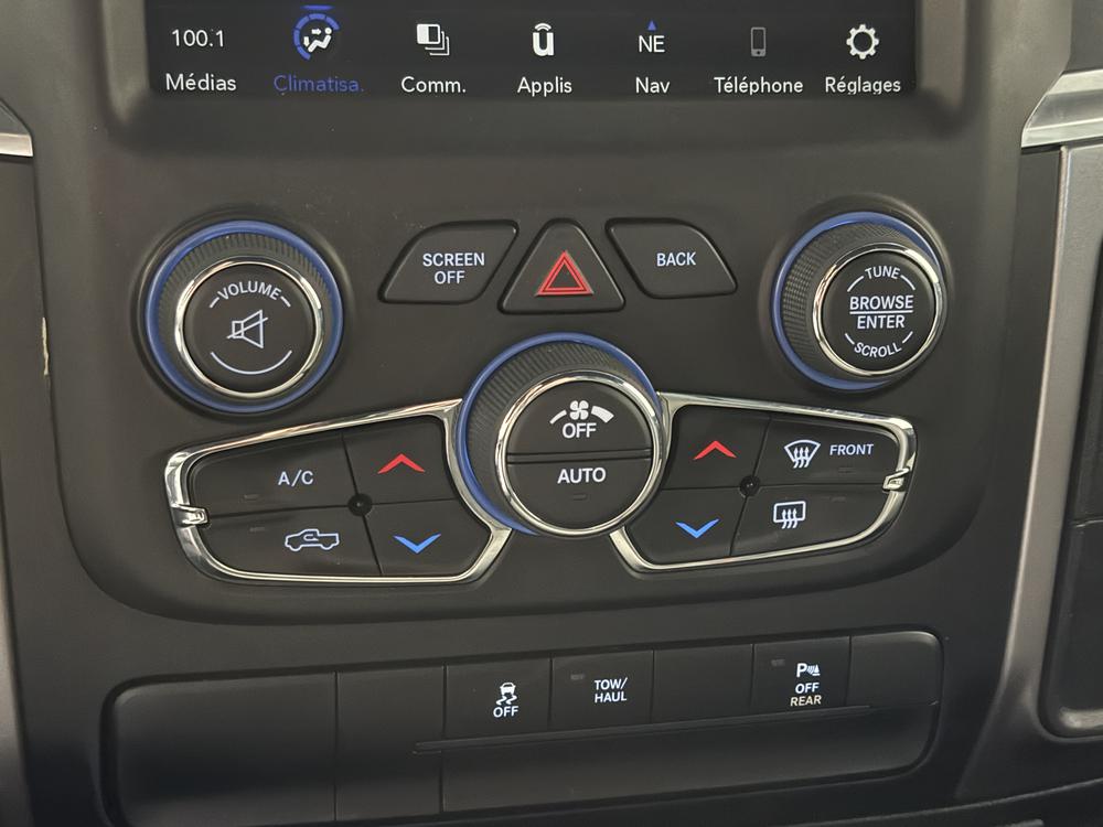 Ram 1500 Classic WARLOCK 2023 d&rsquo;occasion à vendre - 22