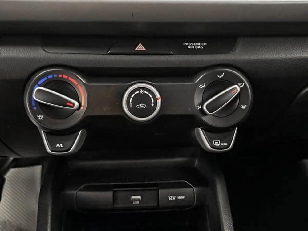 Kia Rio 5 portes LX+ 2022 d&rsquo;occasion à vendre - 26