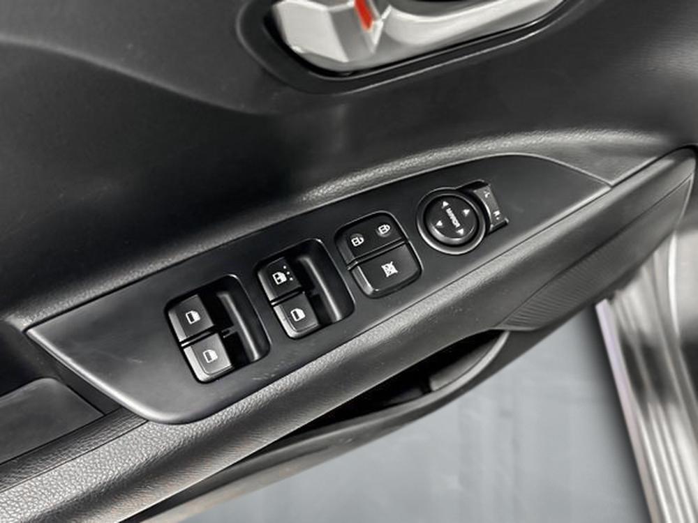 Kia Rio 5 portes LX+ 2022 d&rsquo;occasion à vendre - 14