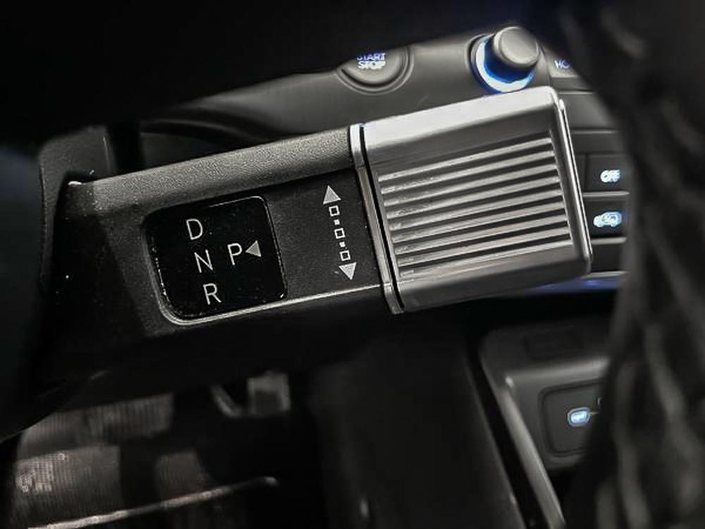 Hyundai Kona électrique Ultimate two tone / toit noir 2025 d&rsquo;occasion à vendre - 18