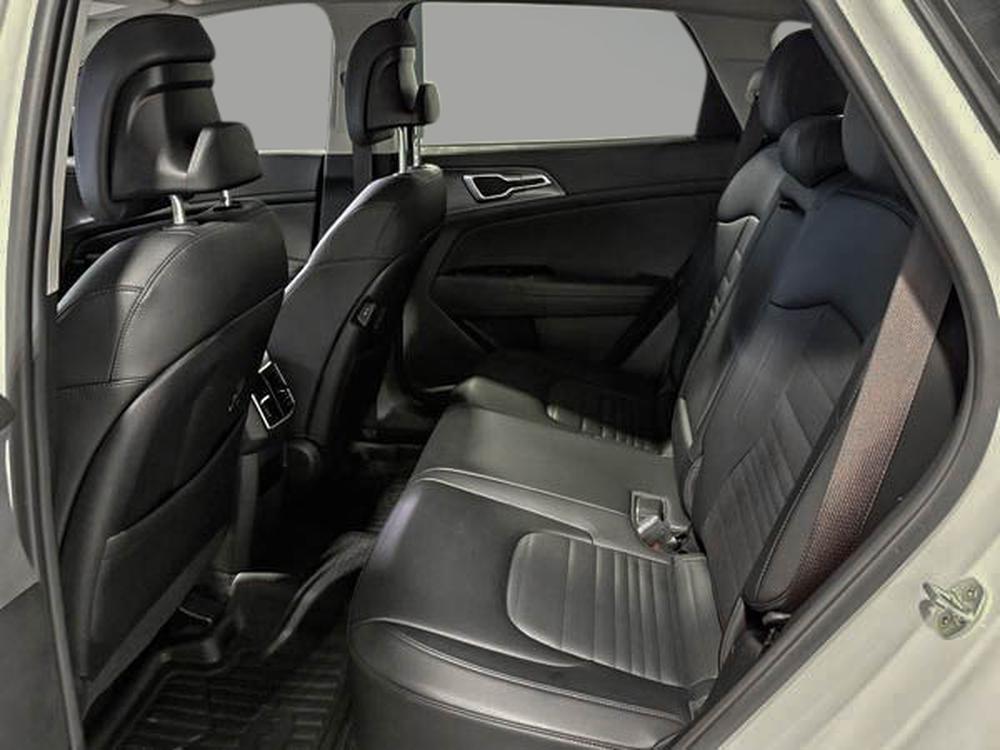 Kia Sportage hybride SX 2023 d&rsquo;occasion à vendre - 35