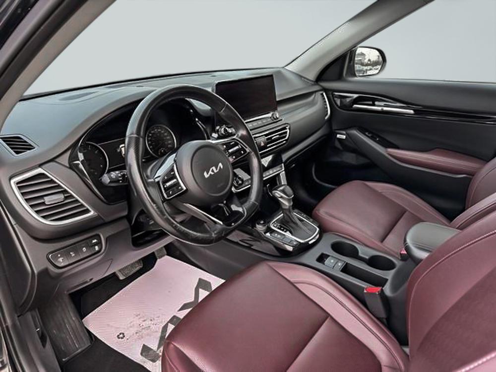 Kia Seltos SX TURBO AWD 2023 d&rsquo;occasion à vendre - 14