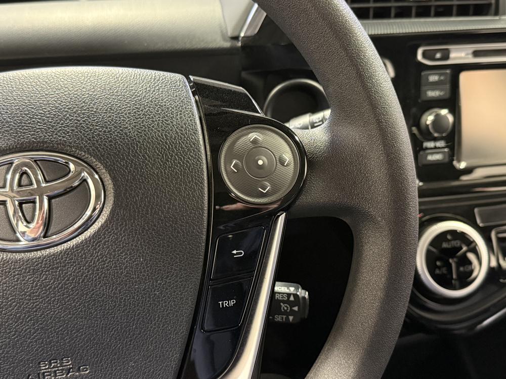 Toyota Prius c C 2018 d&rsquo;occasion à vendre - 19