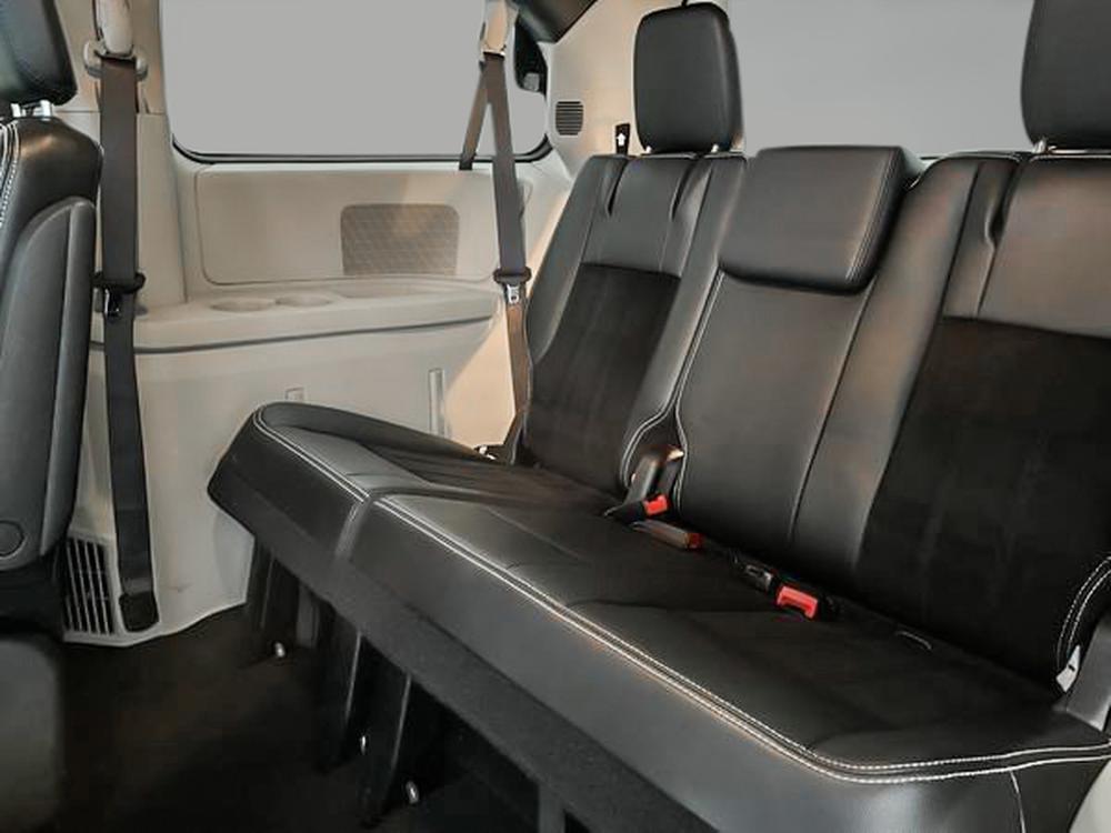 Dodge Grand Caravan SXT Premium Plus 2019 d&rsquo;occasion à vendre - 29