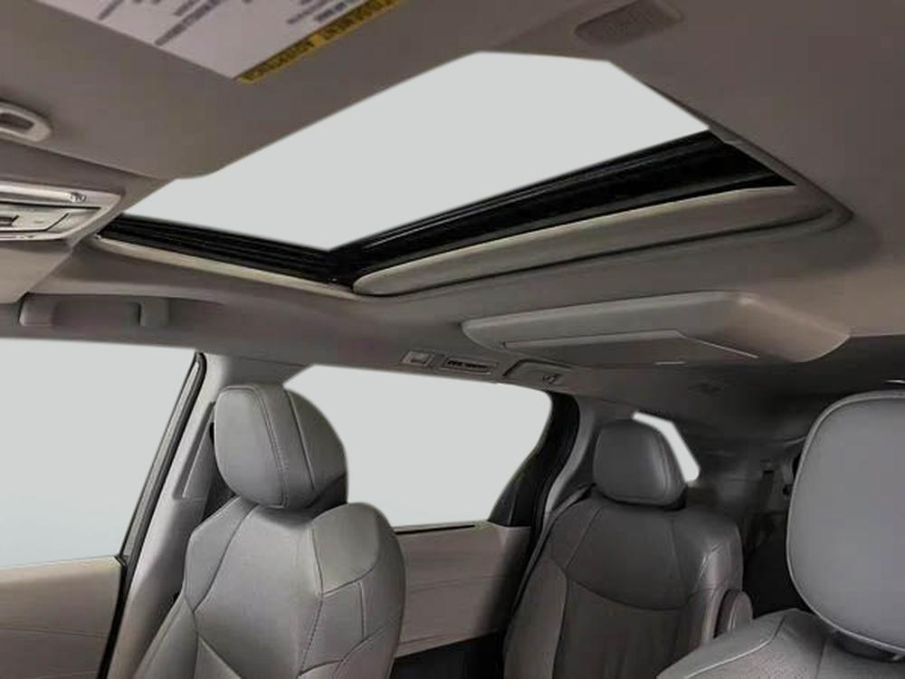 Toyota Sienna Hybrid Limited AWD / 7 passagers 2021 d&rsquo;occasion à vendre - 32