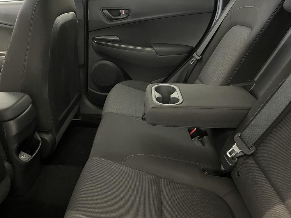 Hyundai Kona Essential 2023 d&rsquo;occasion à vendre - 28