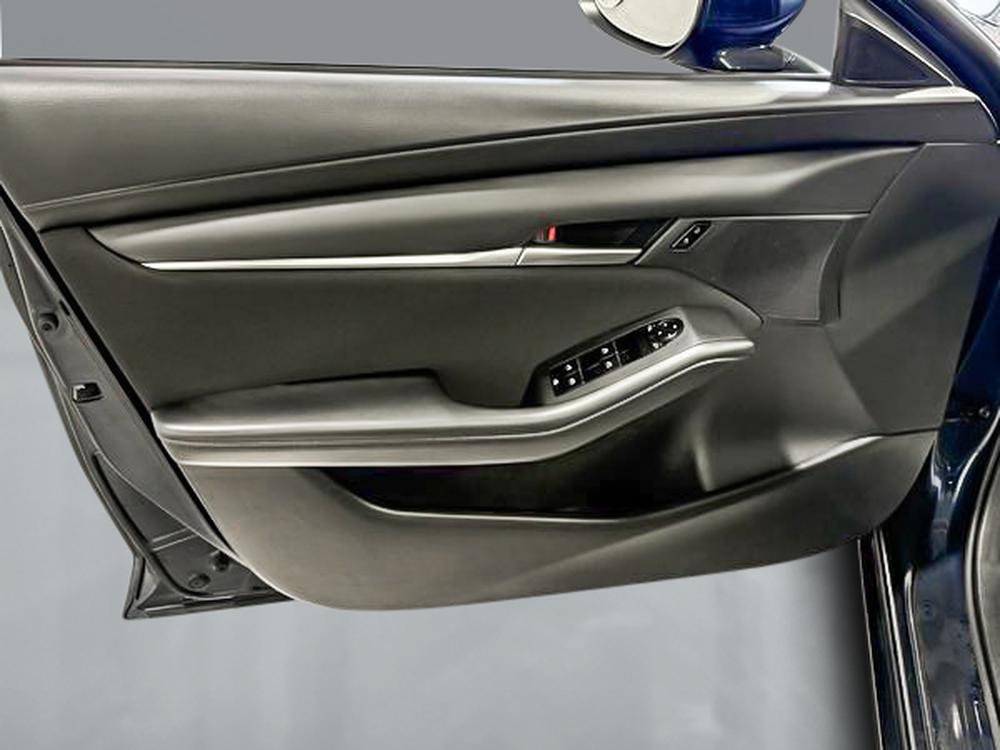 Mazda Mazda3 GX 2025 d&rsquo;occasion à vendre - 13