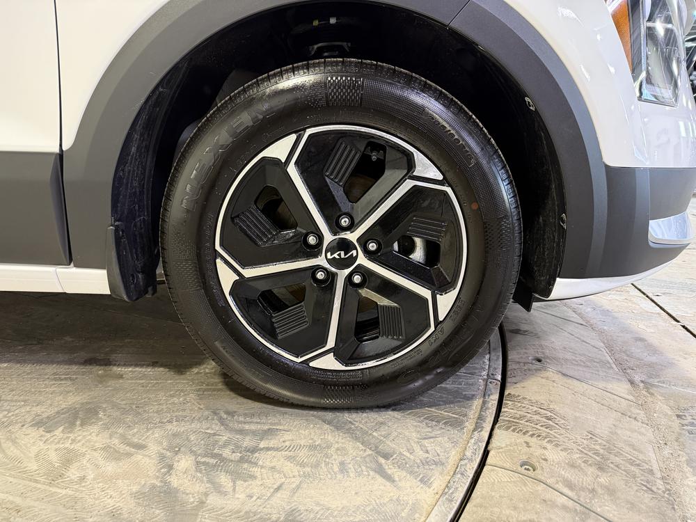Kia Niro ex premium 2025 d&rsquo;occasion à vendre - 13