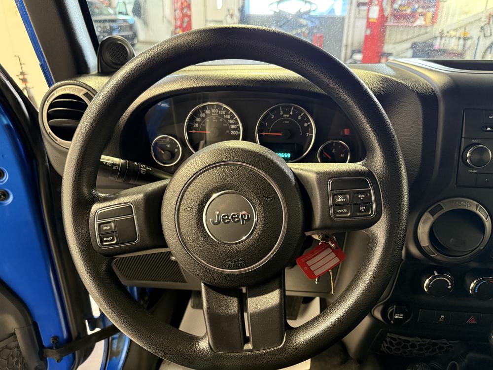 Jeep Wrangler sport 2014 d&rsquo;occasion à vendre - 16