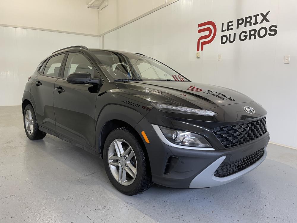 Hyundai Kona Essential 2023 d&rsquo;occasion à vendre - 1