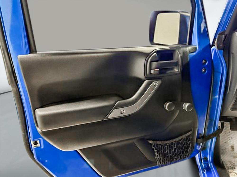 Jeep Wrangler sport 2014 d&rsquo;occasion à vendre - 13