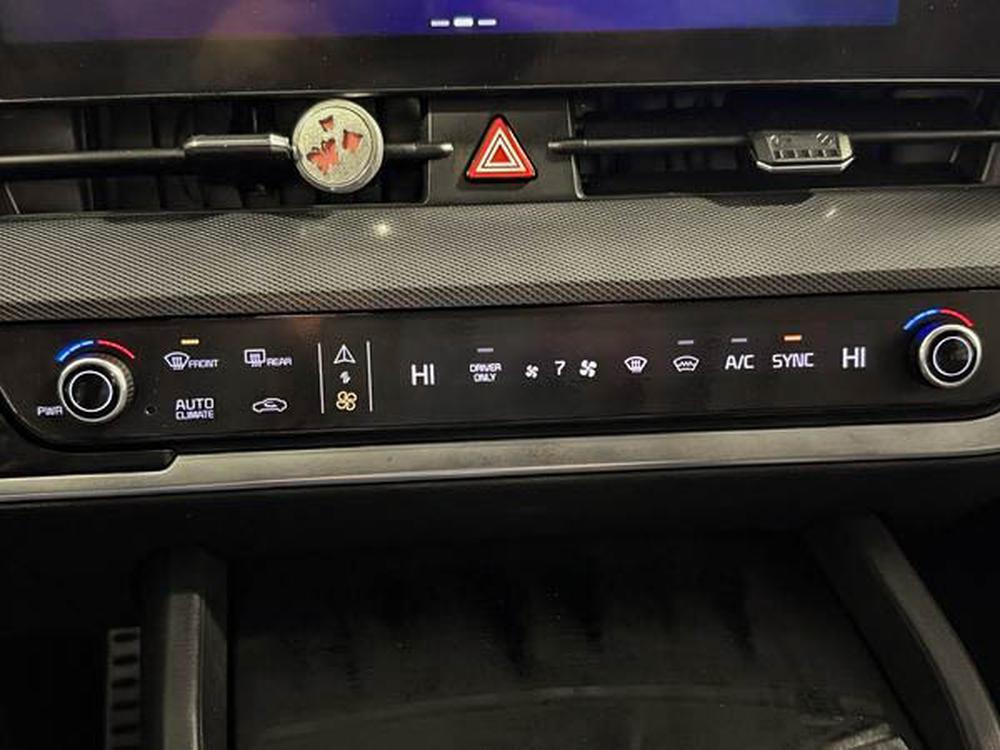 Kia Sportage hybride SX 2023 d&rsquo;occasion à vendre - 29