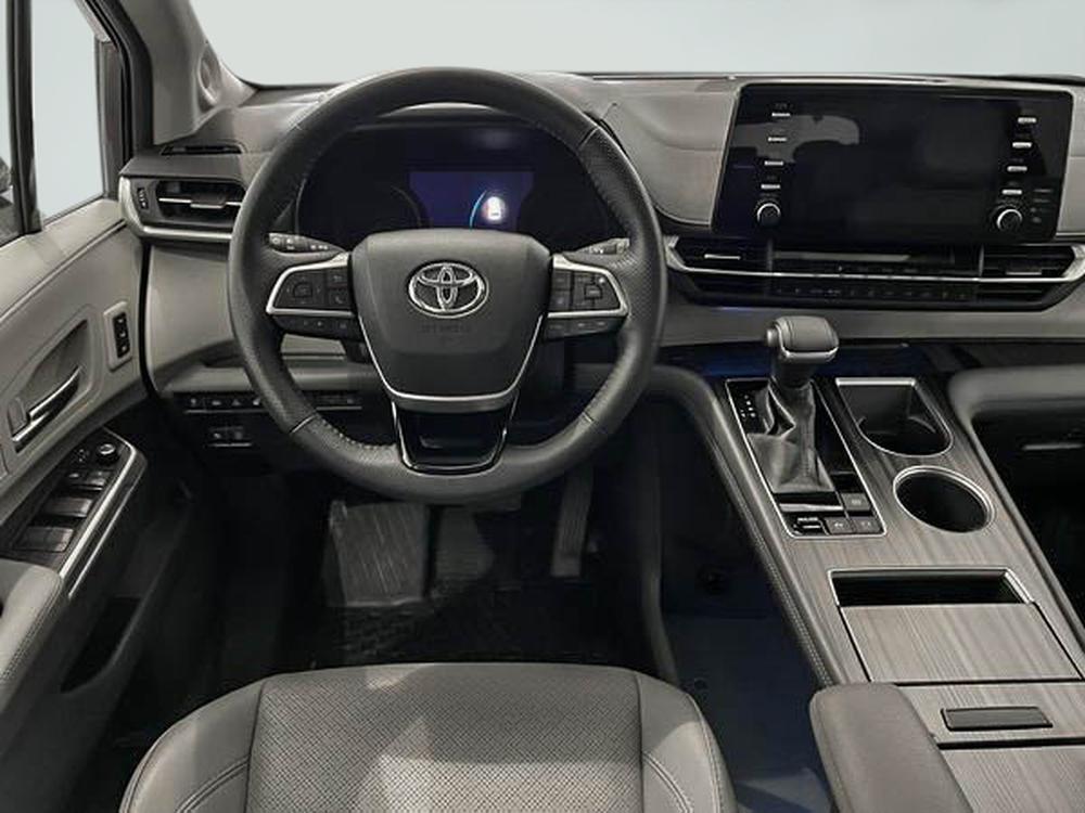 Toyota Sienna Hybrid Limited AWD / 7 passagers 2021 d&rsquo;occasion à vendre - 11