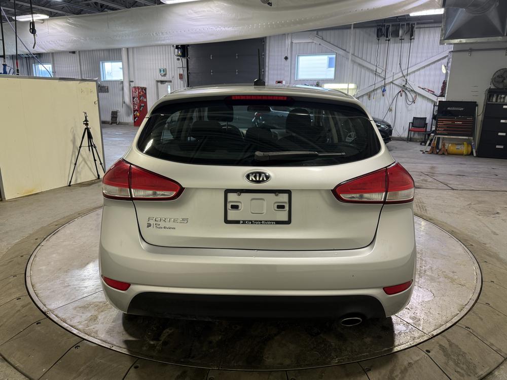 Kia Forte5 LX+ 2018 d&rsquo;occasion à vendre - 4