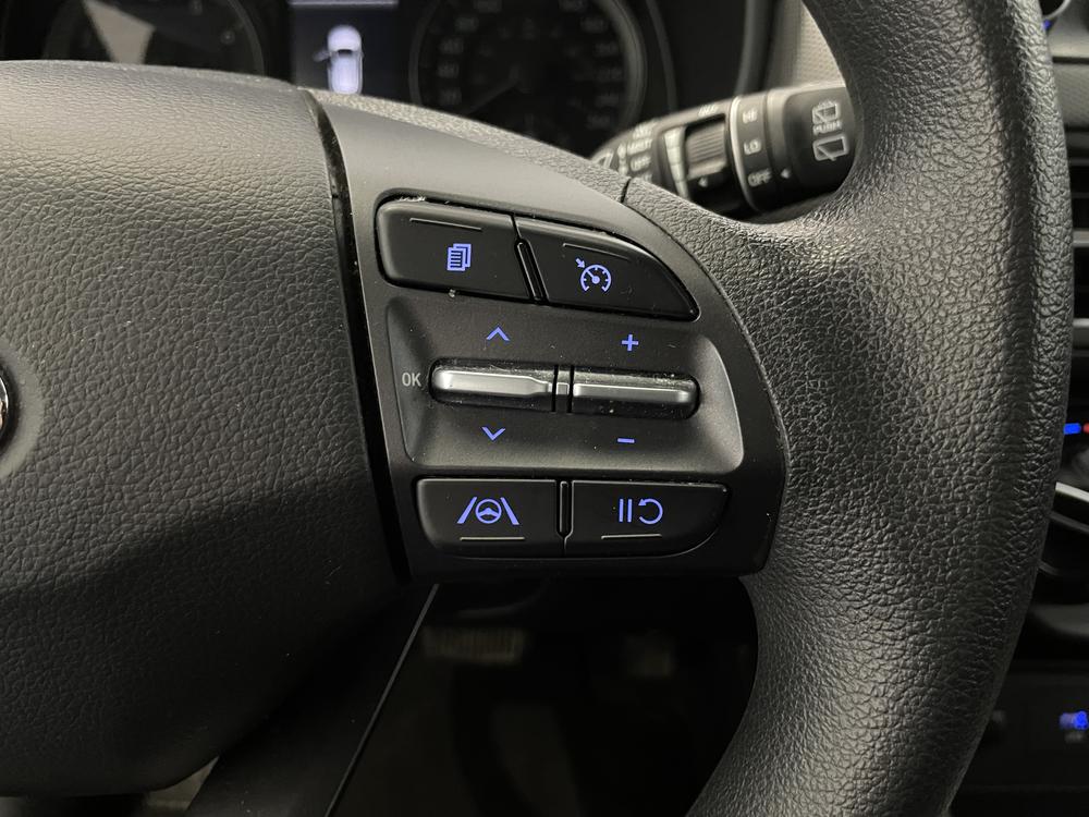 Hyundai Kona Essential 2023 d&rsquo;occasion à vendre - 17