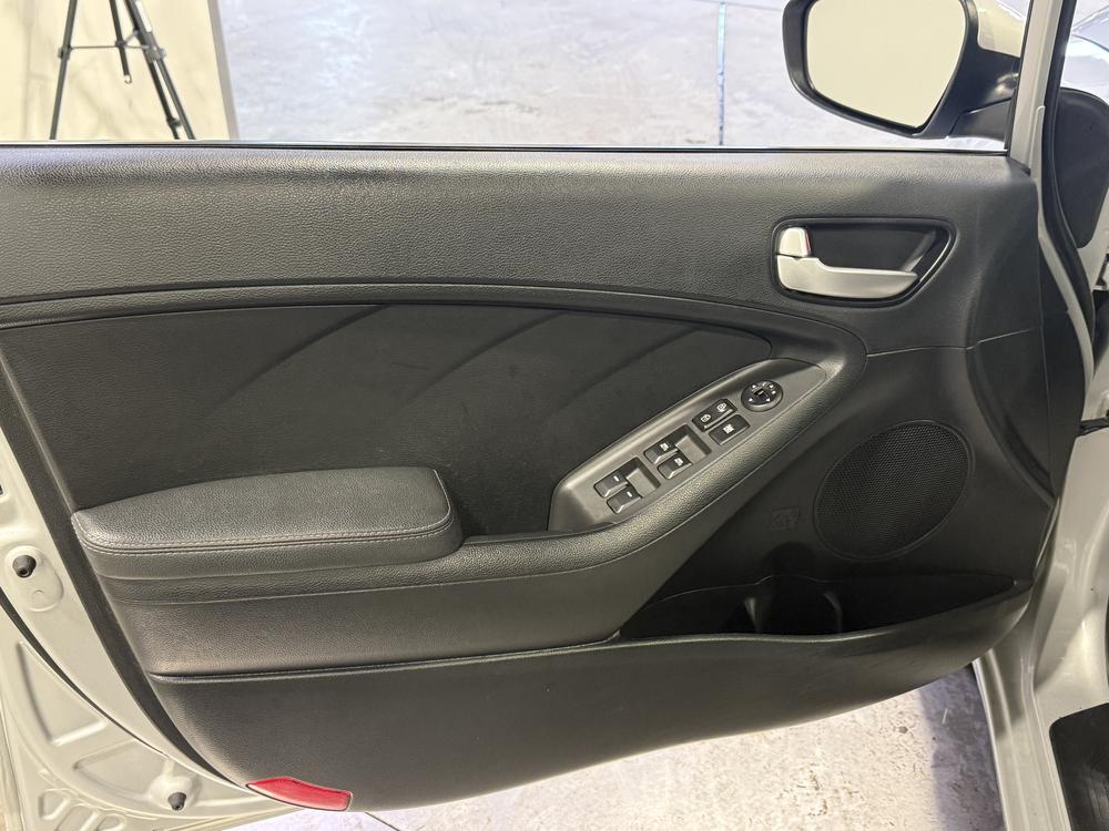 Kia Forte5 LX+ 2018 d&rsquo;occasion à vendre - 13