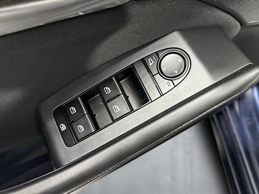 Mazda Mazda3 GX 2025 d&rsquo;occasion à vendre - 14