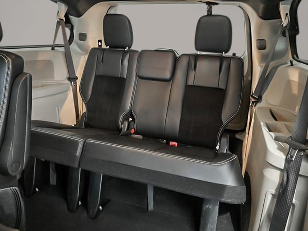 Dodge Grand Caravan SXT Premium Plus 2019 d&rsquo;occasion à vendre - 28