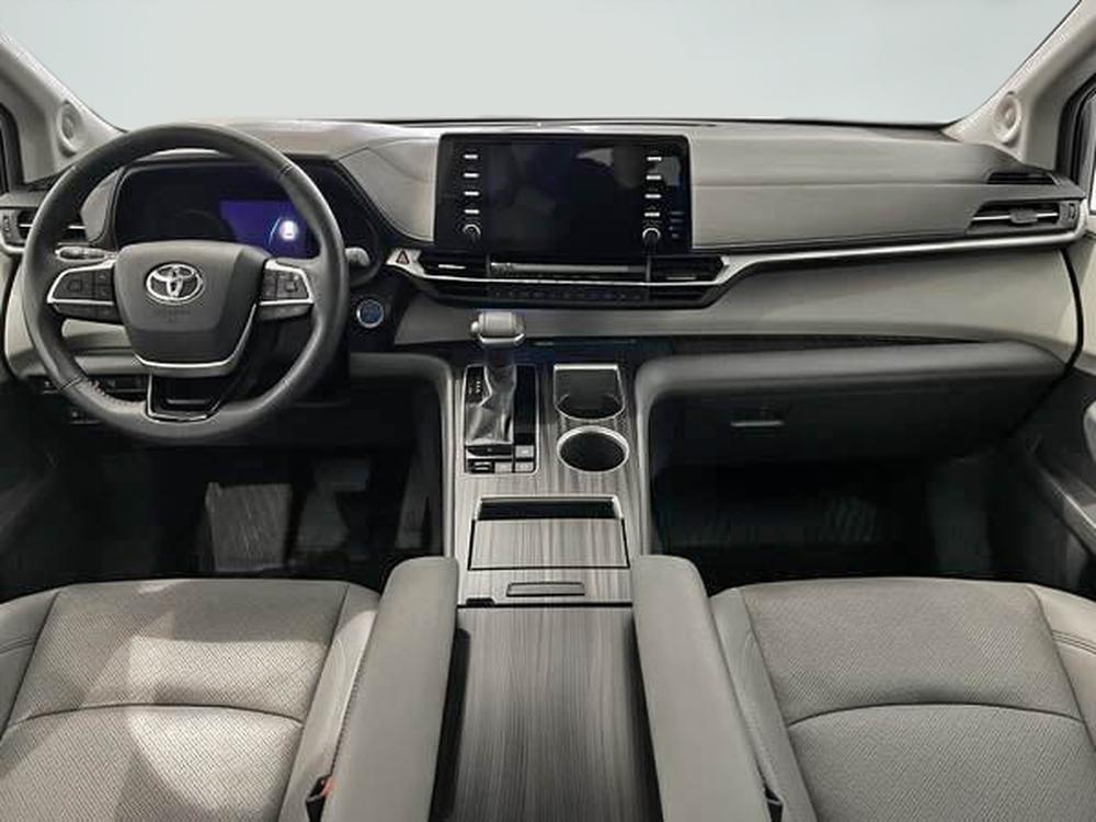 Toyota Sienna Hybrid Limited AWD / 7 passagers 2021 d&rsquo;occasion à vendre - 9