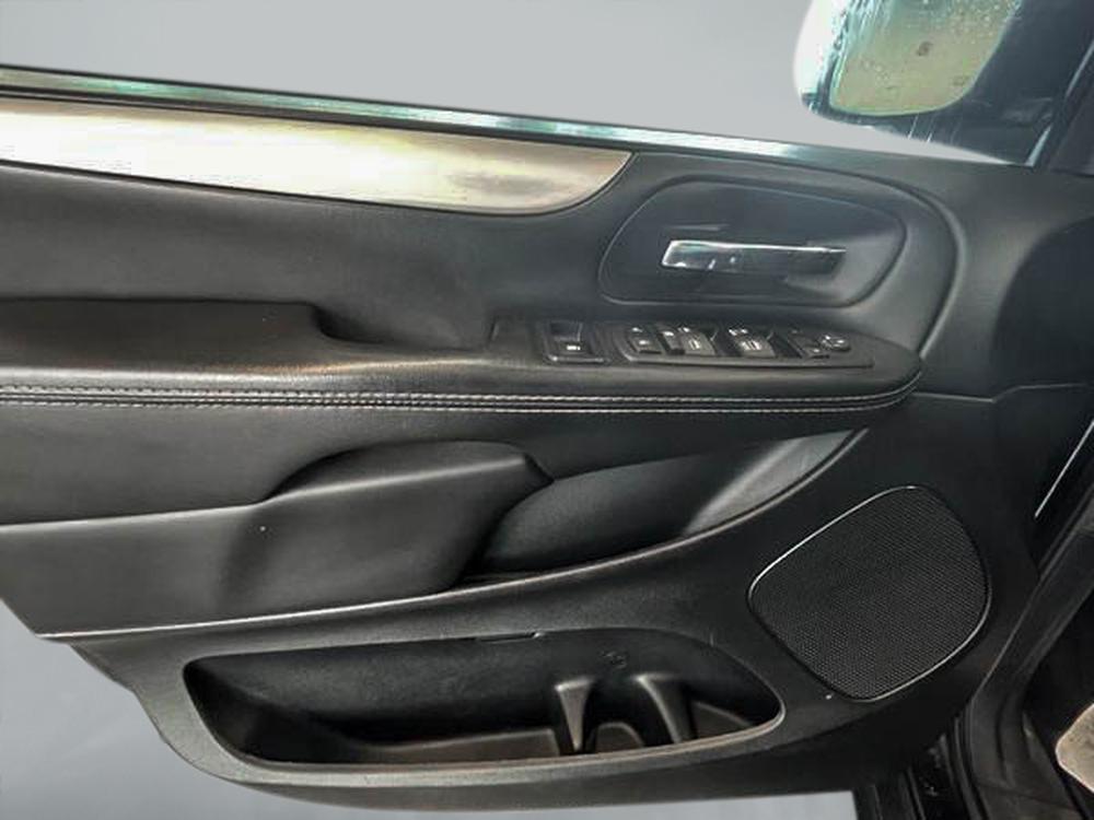 Dodge Grand Caravan SXT 2017 d&rsquo;occasion à vendre - 12