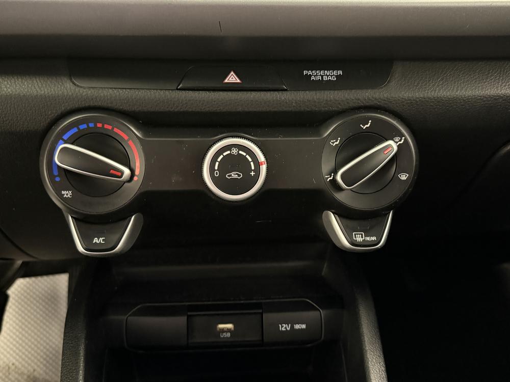Kia Rio 5 portes LX+ 2022 d&rsquo;occasion à vendre - 26