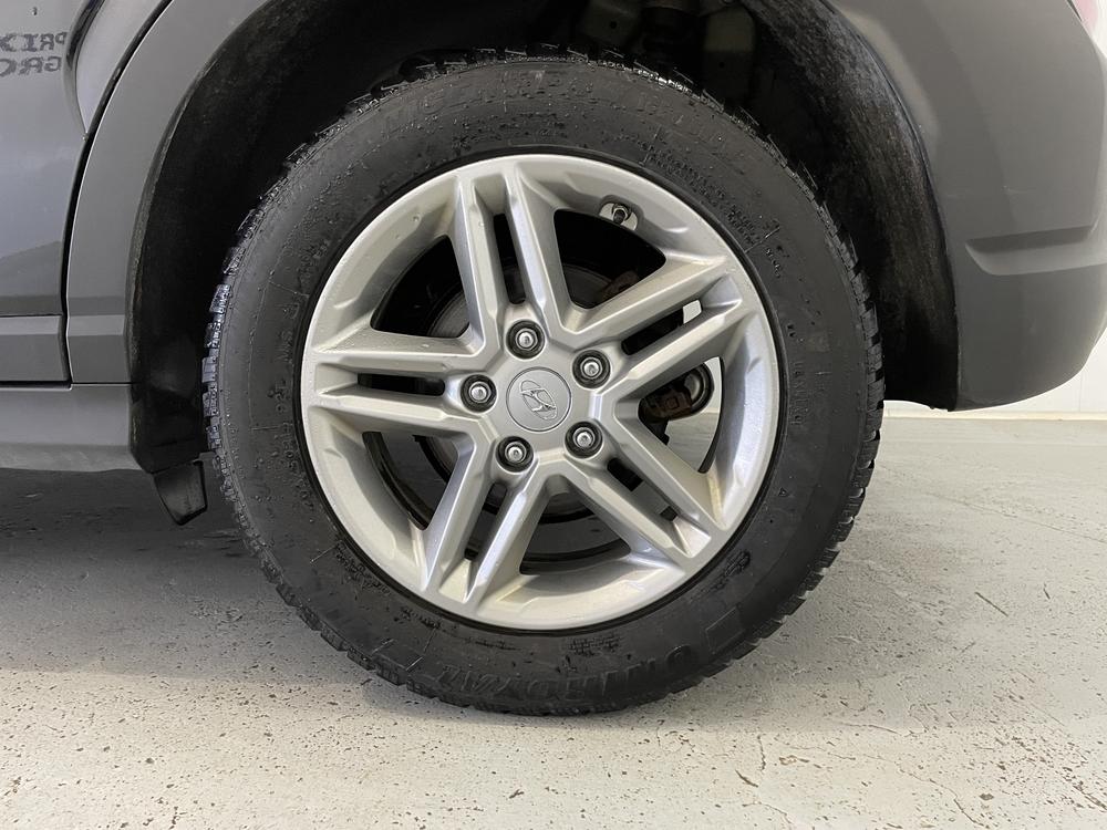 Hyundai Kona Essential 2023 d&rsquo;occasion à vendre - 8